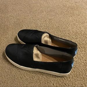 Toms Slip On Shoes